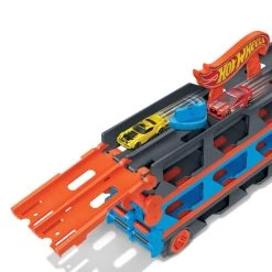 MATTEL Hot Wheels City - 2 In 1 Rennbahn-Transporter -Spielparadies Verkauf 226357 887961925203 mattel hotwheels rennbahn transporter 03