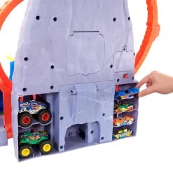 MATTEL Hot Wheels Monster Trucks - Spielset - T-Rex Vulkanarena 12 MATTEL Hot Wheels Monster Trucks - Spielset - T-Rex Vulkanarena -Spielparadies Verkauf 231491 887961974782 mattel hw arena 03